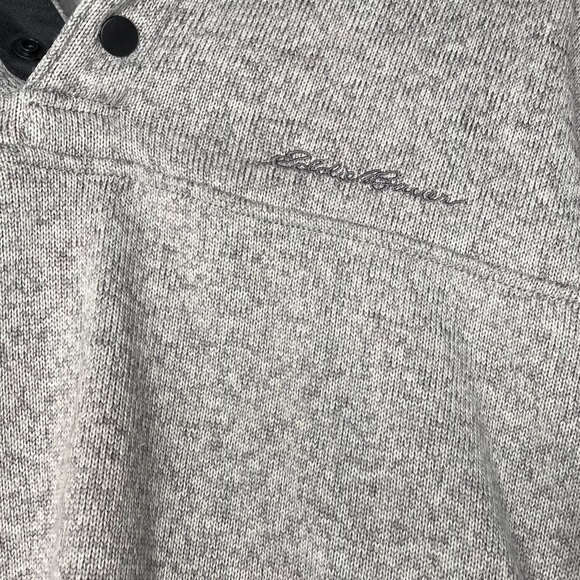 Eddie Bauer | Men's Radiator Fleece Snap-Front Pullover heather light gray - Picture 6 of 11